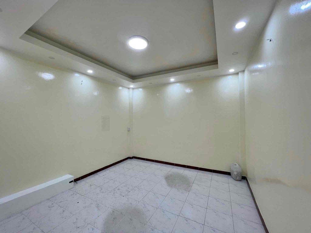 Cho thuê Nguyên căn mặt tiền Tô Hiến Thành, Phường 13, Quận 10